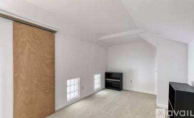 Main picture of 2416 Wentworth Dr