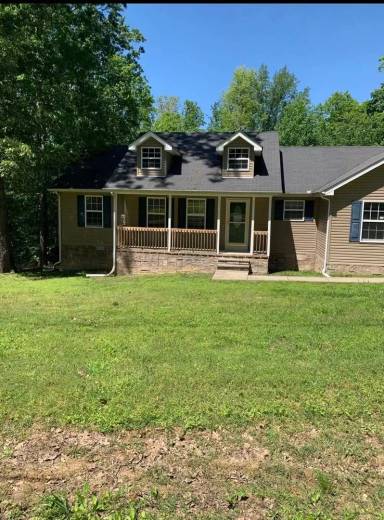 Main picture of 329 Lakeview St