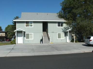 Main picture of 1212 W Columbia Ave