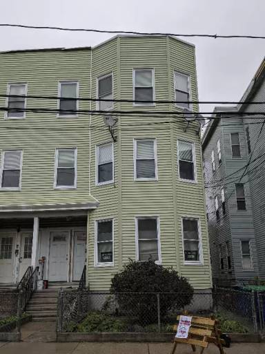 Main picture of 19 Rossmore St