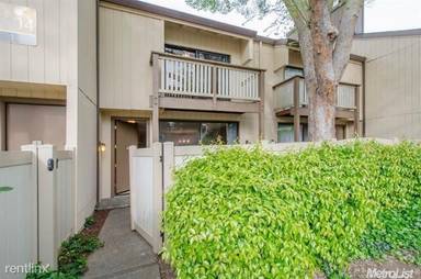 Main picture of 504 Woodside Oaks