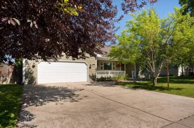 Main picture of 102 Potter Ln