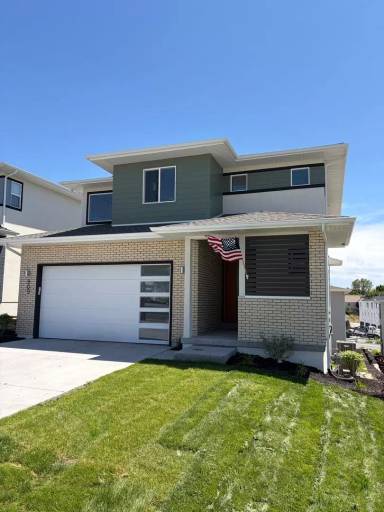 Main picture of 909 W Bullion St