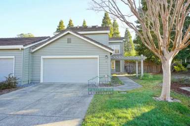 Main picture of 5 Partridge Ct