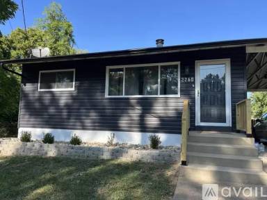 Main picture of 2260 Starling Airport Rd