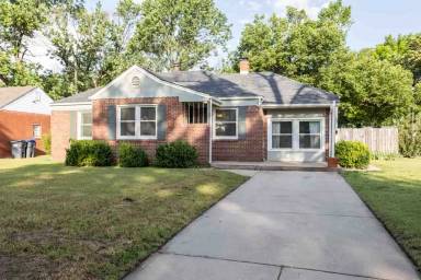 Main picture of 1639 N Coolidge Ave