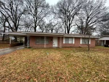 Main picture of 130 Myrtle Dr