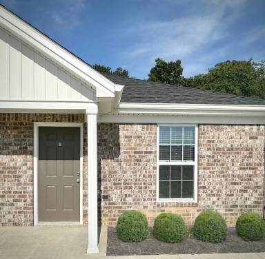 Main picture of 2113 Primitive Dr