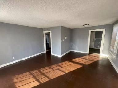Main picture of 5212 Sussex Ave