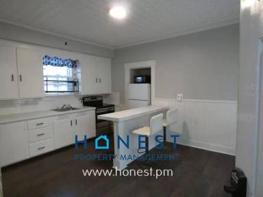 Main picture of 35 Summer St