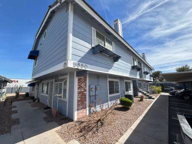 Main picture of 5880 Medallion Dr