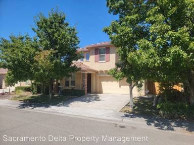 Main picture of 270 Greg Thatch Cir