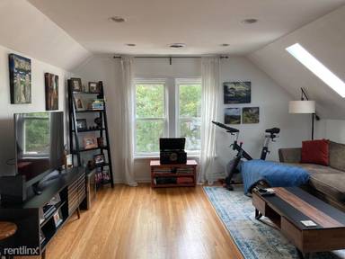 Main picture of 1110 W George St