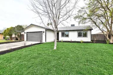 Main picture of 2841 Utah Ave