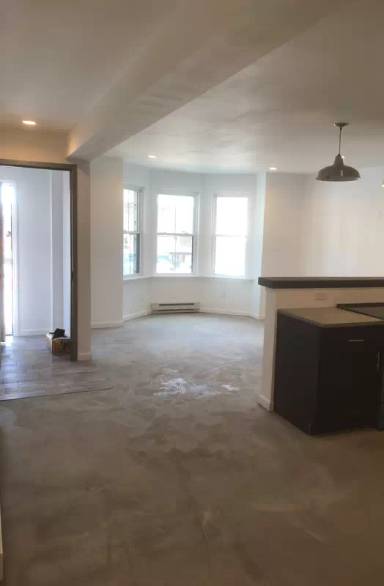 Main picture of 255 1st St