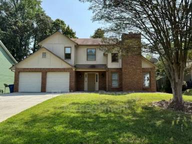 Main picture of 10925 Pinehigh Dr