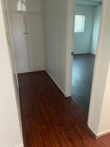 Main picture of 200 N Muriel Dr