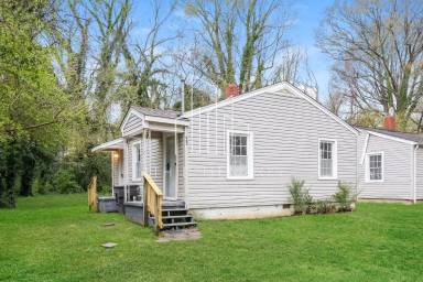 Main picture of 907 Grant St