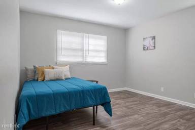 Main picture of 2058 Canaan Dr SE