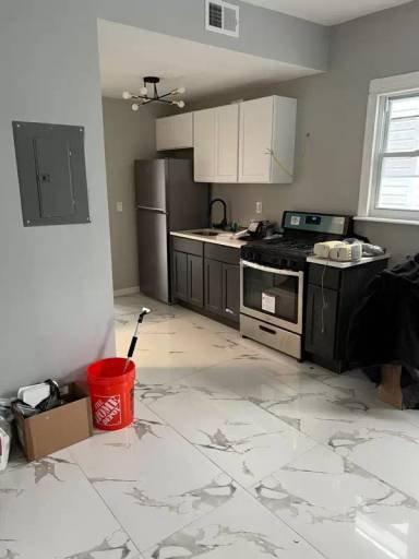 Main picture of 179 Parker St