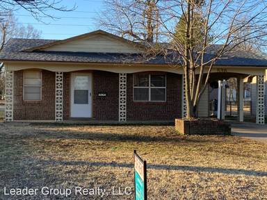 Main picture of 536 E Morris Ave
