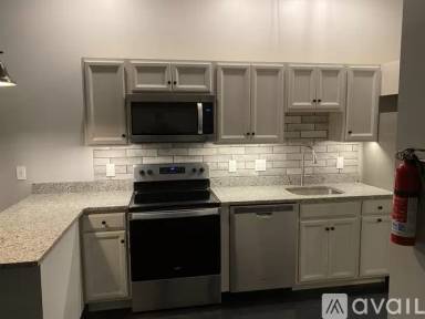 Main picture of 24 Beacon St