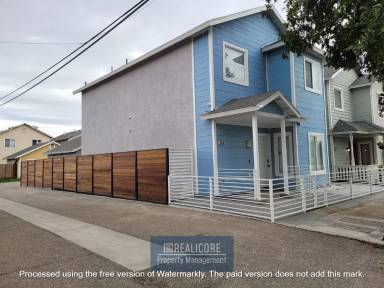 Main picture of 340 N 10th St