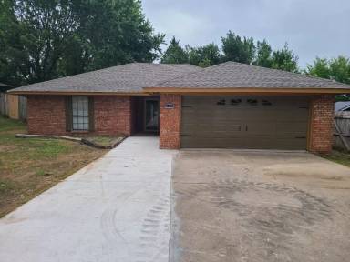 Main picture of 2330 Arlington Blvd
