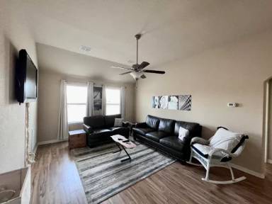 Main picture of 820 Osage Dr