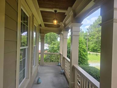 Main picture of 1024 Horseshoe Rd
