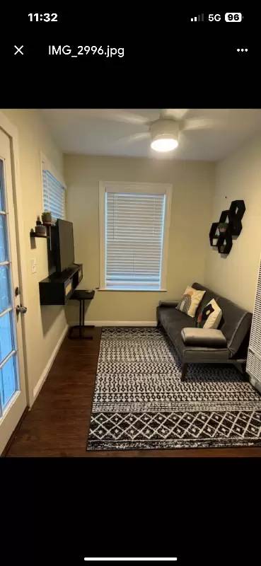 Main picture of 155 Berverdor Ave