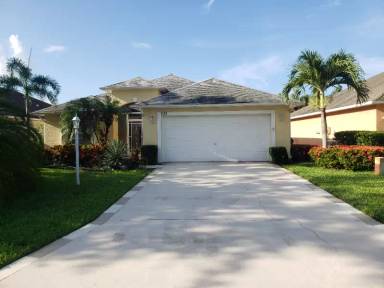 Main picture of 522 SW Cyrilla Trl