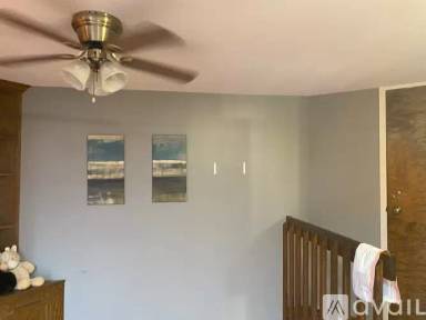 Main picture of 1880 Fox Run Dr