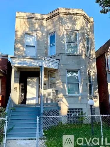 Main picture of 7111 S Ingleside Ave
