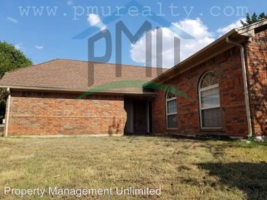 Main picture of 6924 Cedar Forest Trl