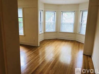 Main picture of 3411 N Elaine Pl