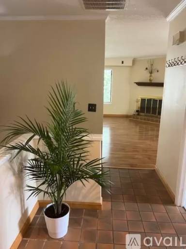 Main picture of 46 Woodwind Ct