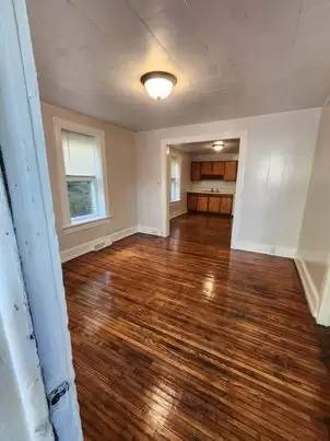 Main picture of 410 N Monroe St