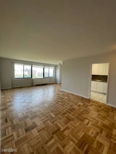 Main picture of 3601 Hudson Manor Ter