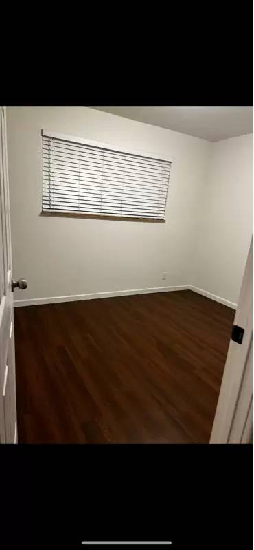 Main picture of 10796 Tropic Dr