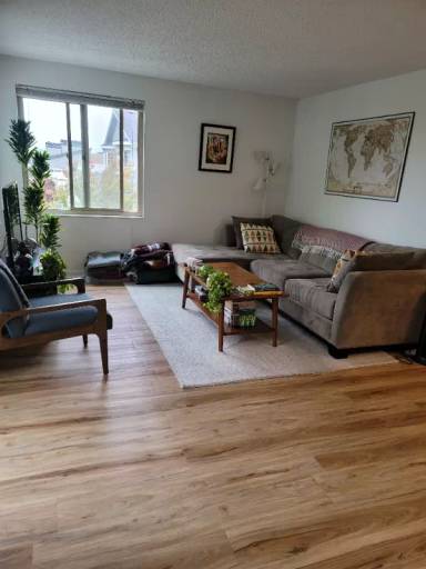 Main picture of 3610 14th Ave W