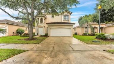 Main picture of 2390 SE 5th Ct