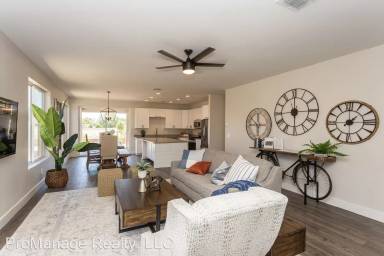 Main picture of 1729 Stratford Pl