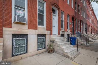 Main picture of 756 Dolphin St