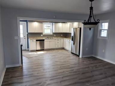 Main picture of 517 Franklin Ave