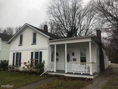 Main picture of 4132 Clark Ave