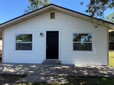 Main picture of 3701 16th St W