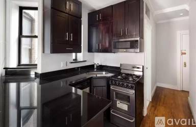 Main picture of 17 Mott St