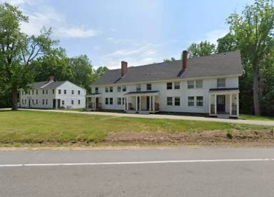 Main picture of 10 Lee Rd