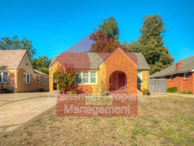 Main picture of 2843 NW 18th St